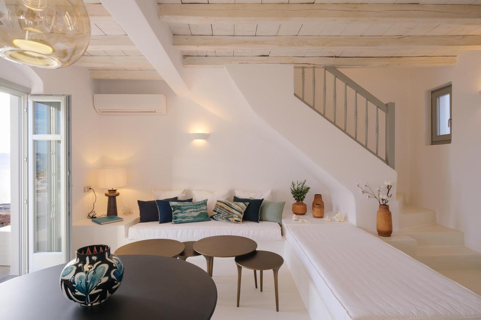Odyssey Rock Milos Sunset Suites Plaka  エクステリア 写真