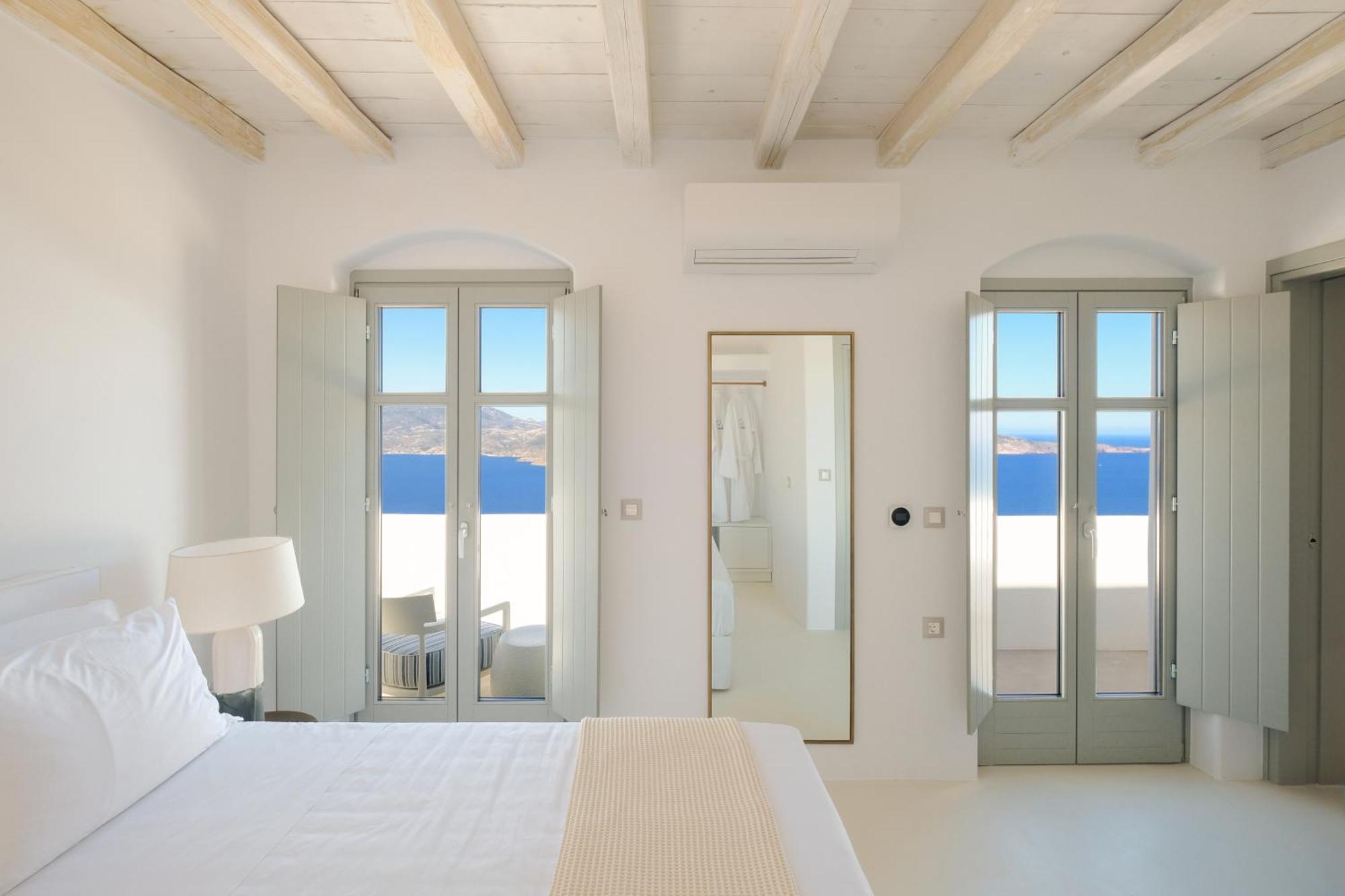Odyssey Rock Milos Sunset Suites Plaka  エクステリア 写真