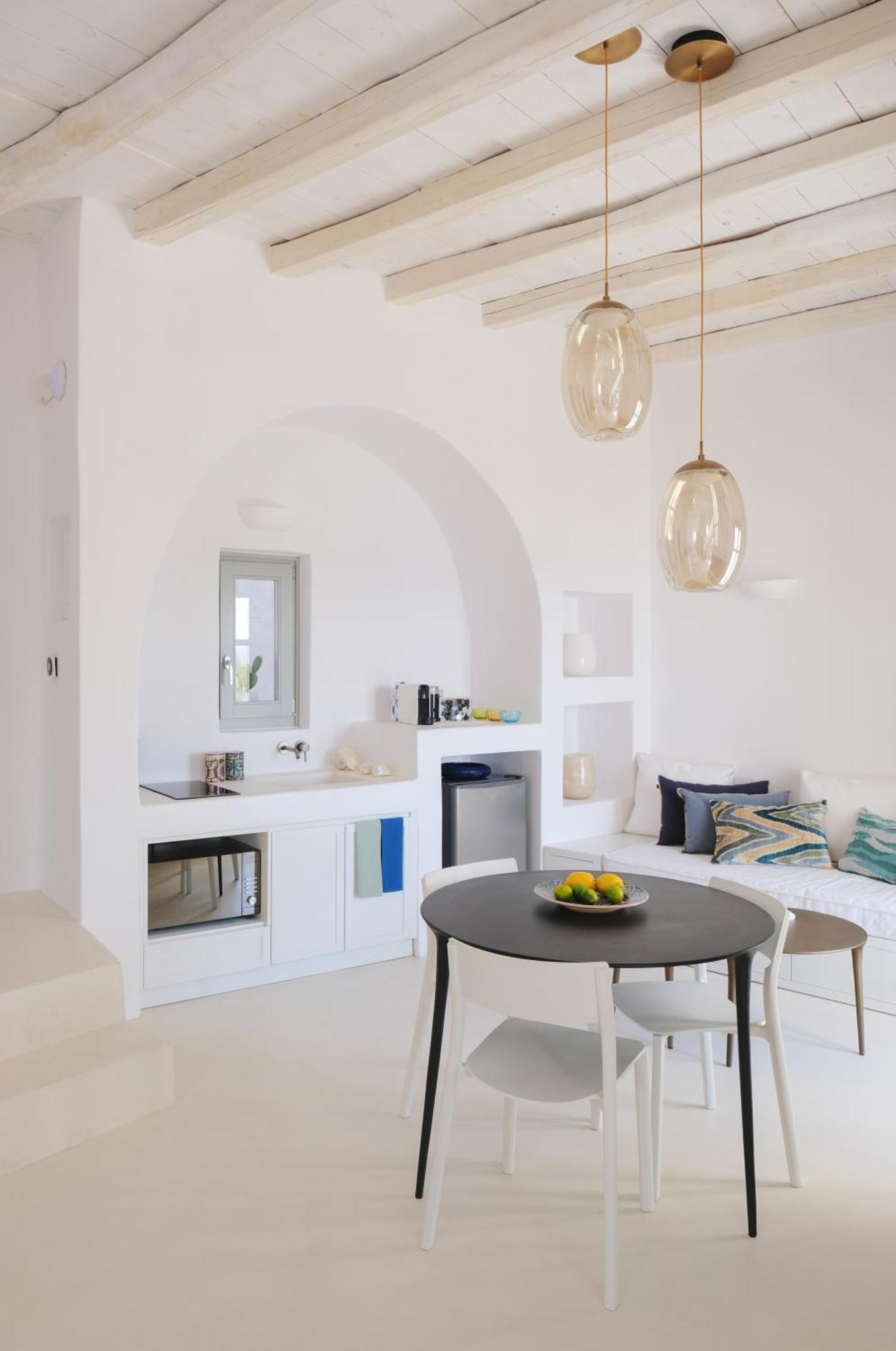 Odyssey Rock Milos Sunset Suites Plaka  エクステリア 写真