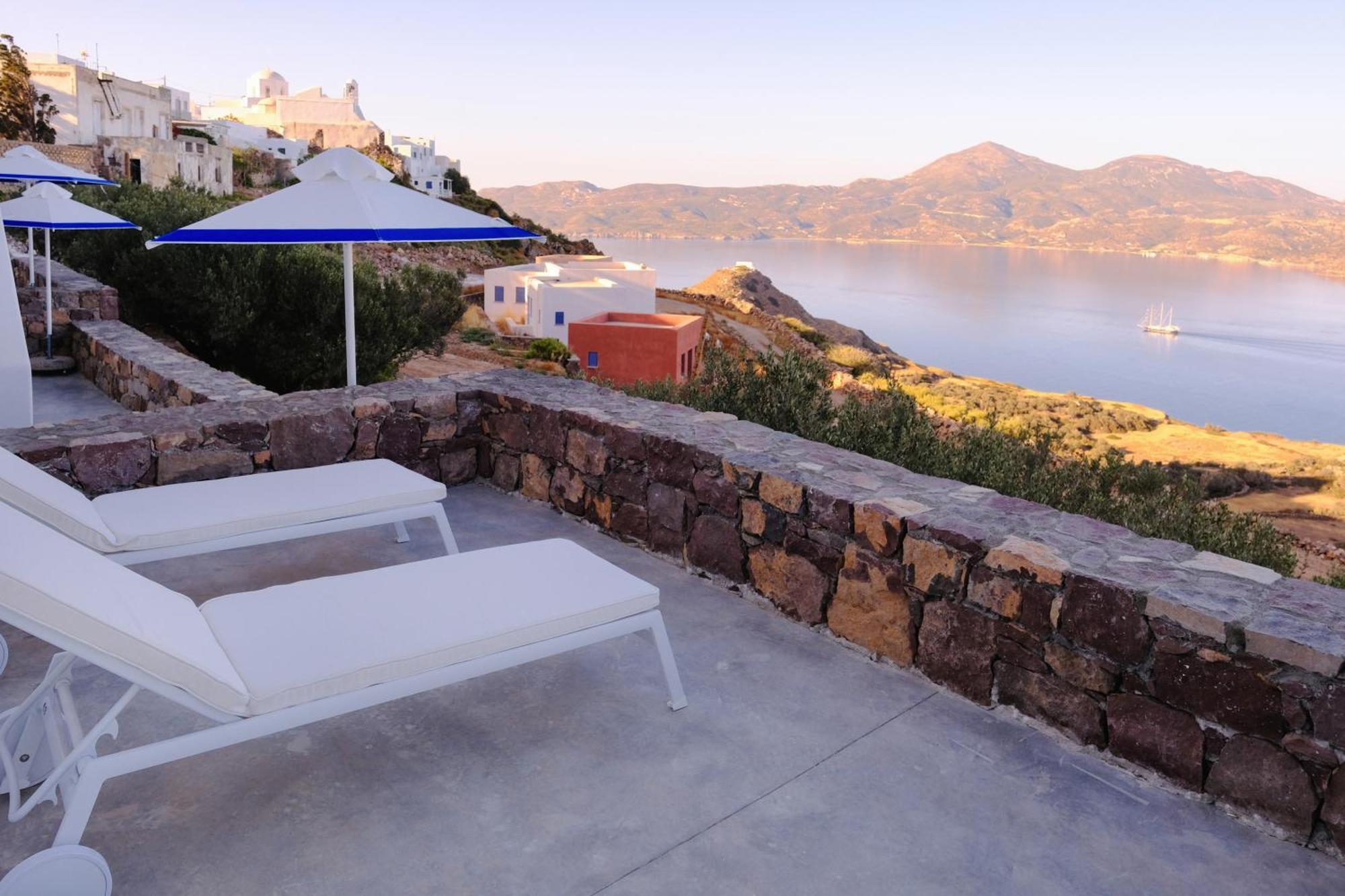Odyssey Rock Milos Sunset Suites Plaka  エクステリア 写真