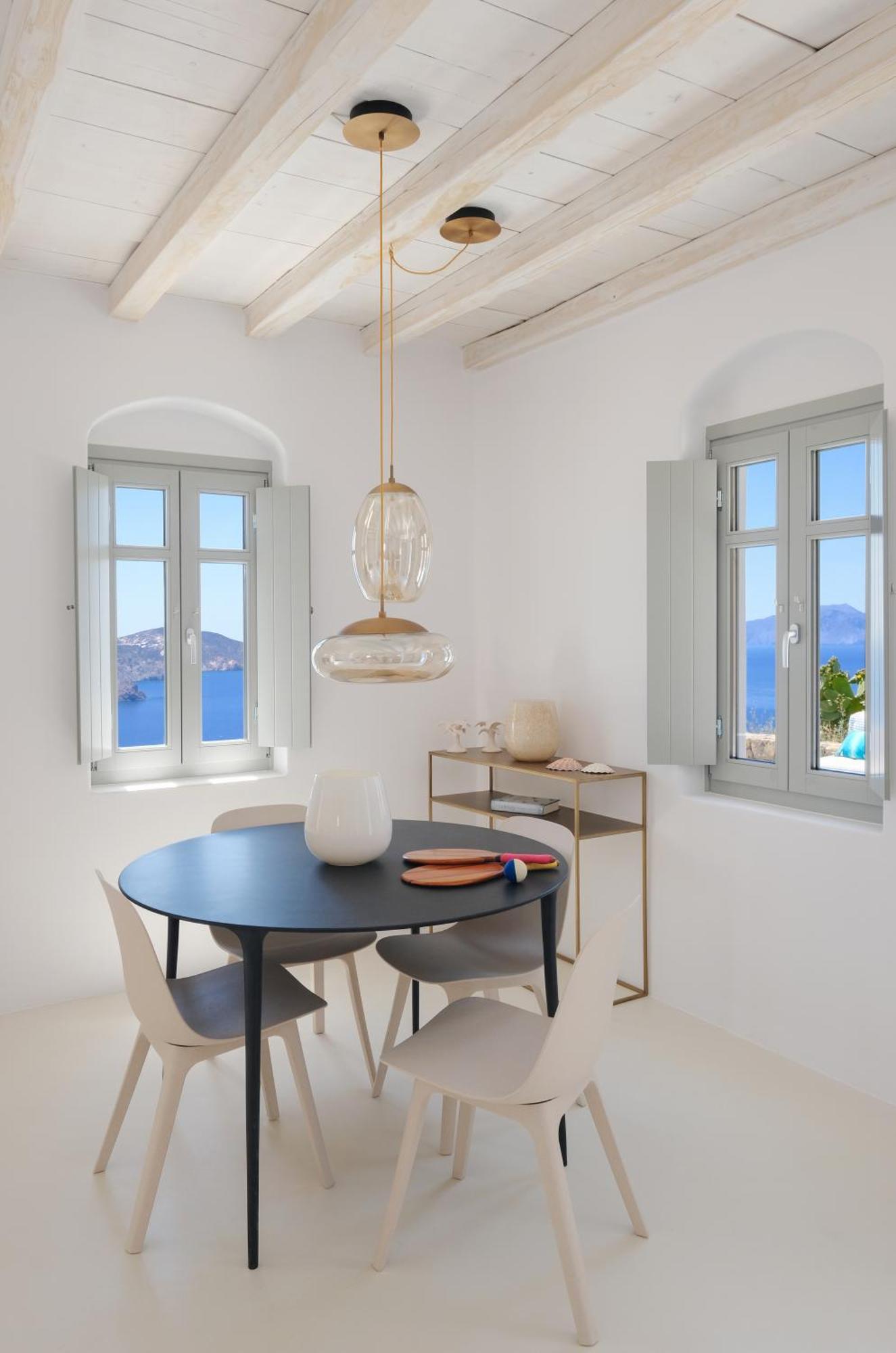Odyssey Rock Milos Sunset Suites Plaka  部屋 写真