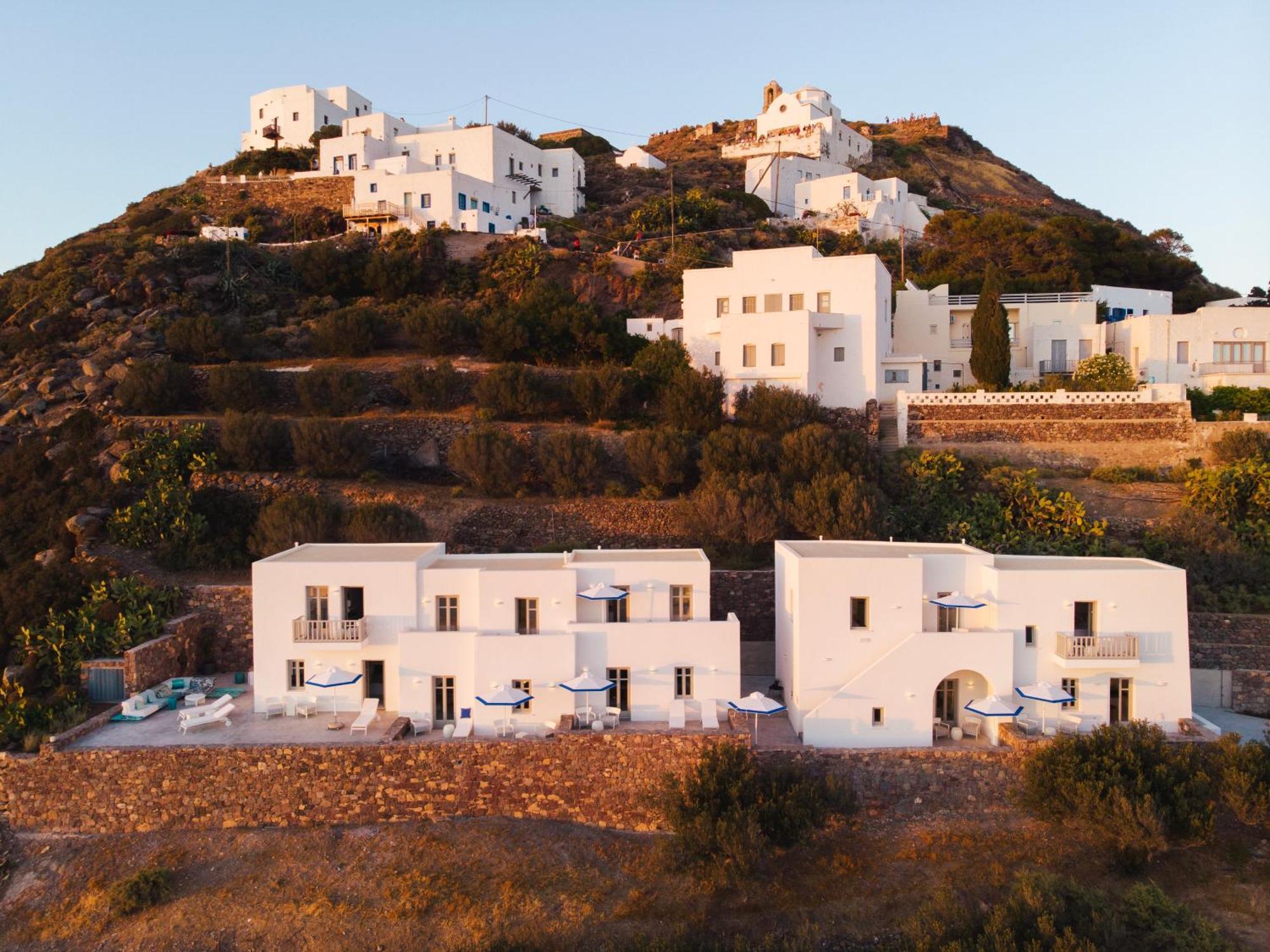 Odyssey Rock Milos Sunset Suites Plaka  エクステリア 写真